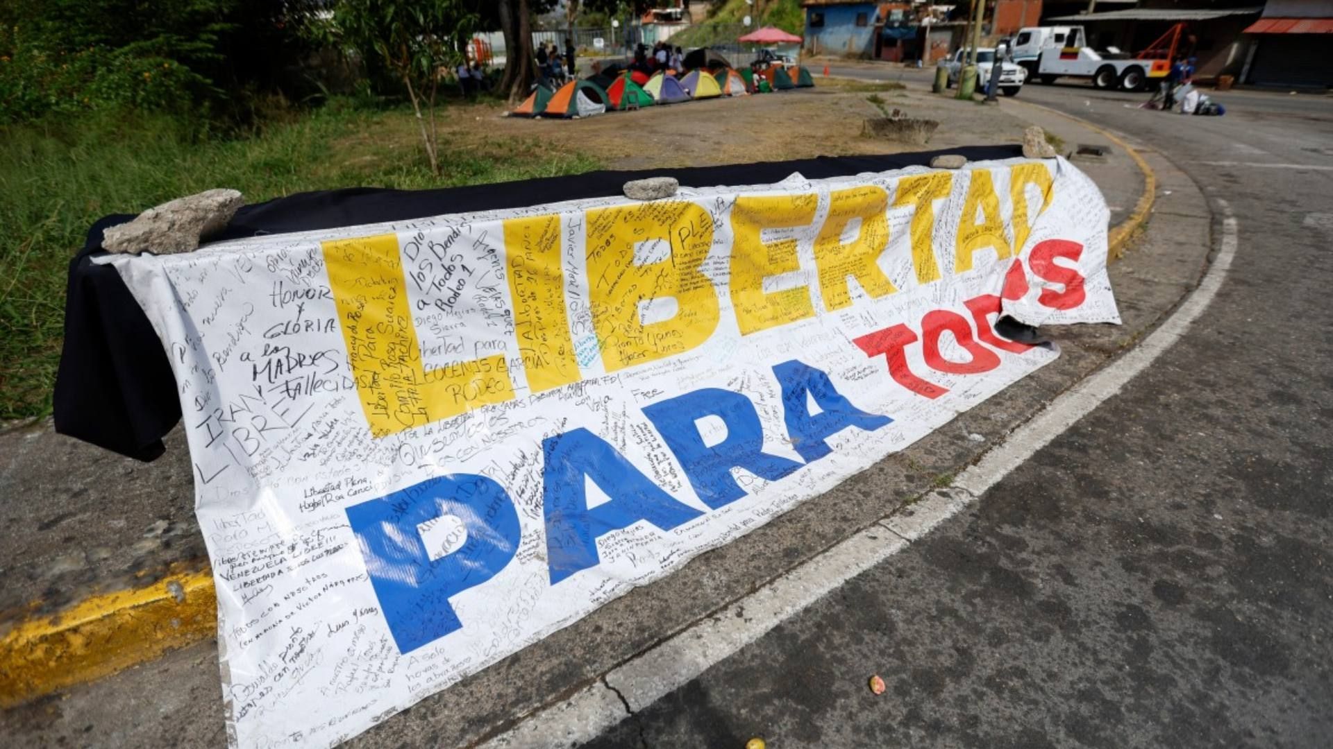 Presos políticos solicitan entrar en ley de amnistía general.
