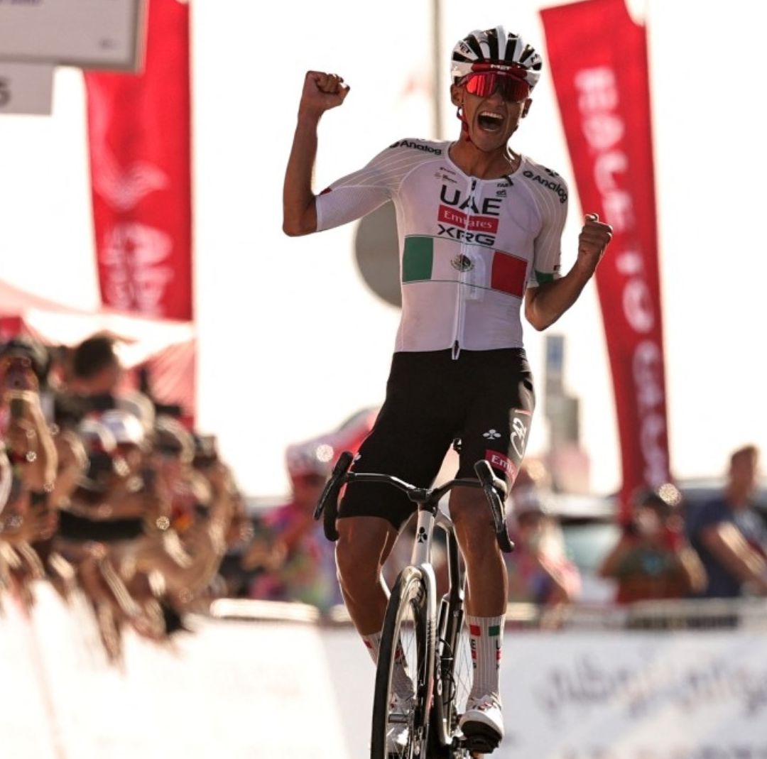Isaac Del Toro Gana la Sexta Etapa del Tour UAE y Toma Liderazgo de la Competencia