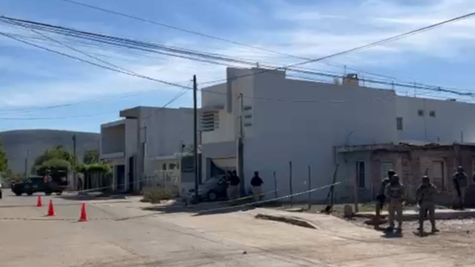 Sujetos Armados Atacan Casa a Balazos e Intentan Incendiarla en Colonia Revolución de Culiacán