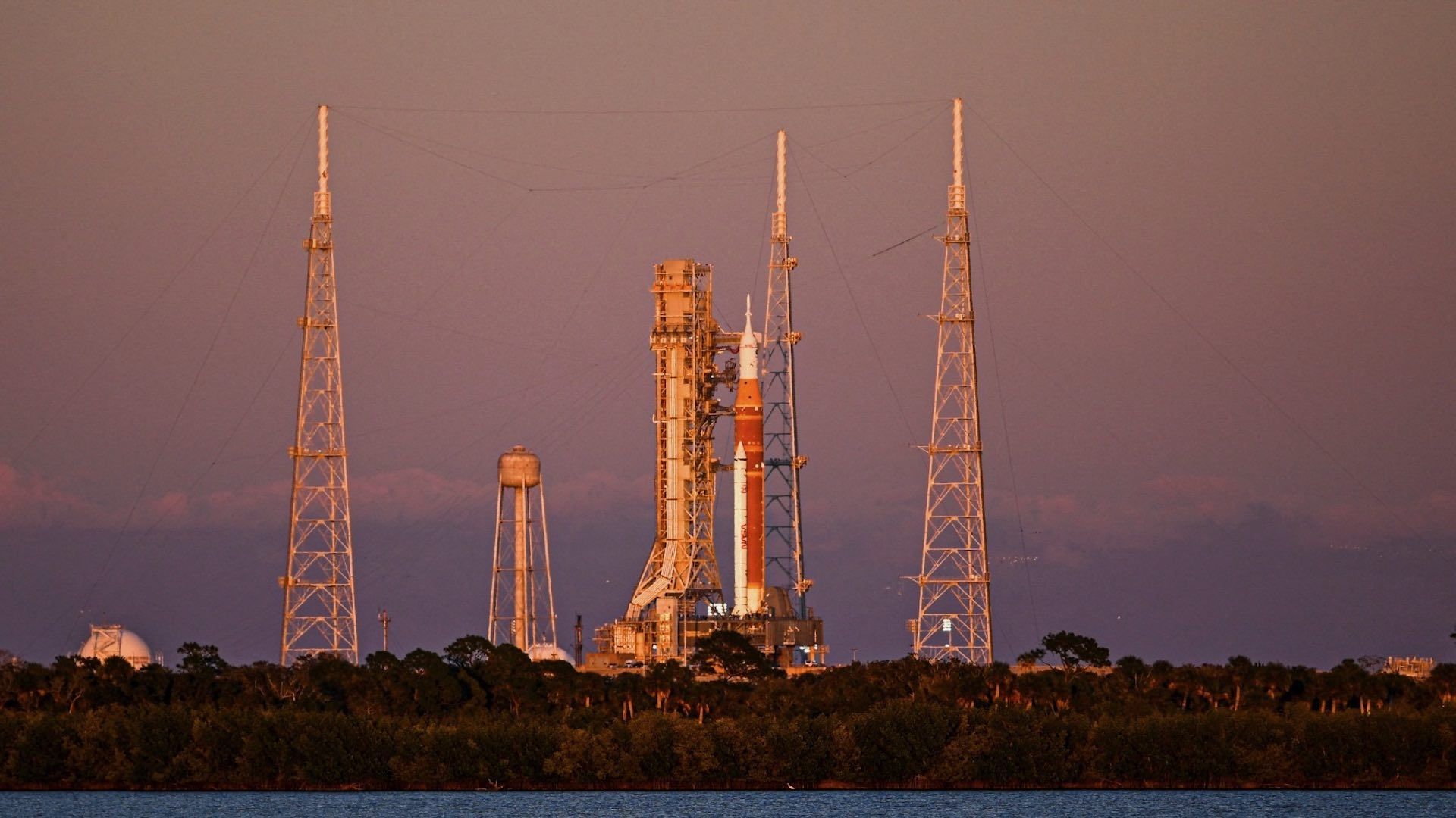 NASA pospone lanzamiento de Artemis II al menos hasta abril