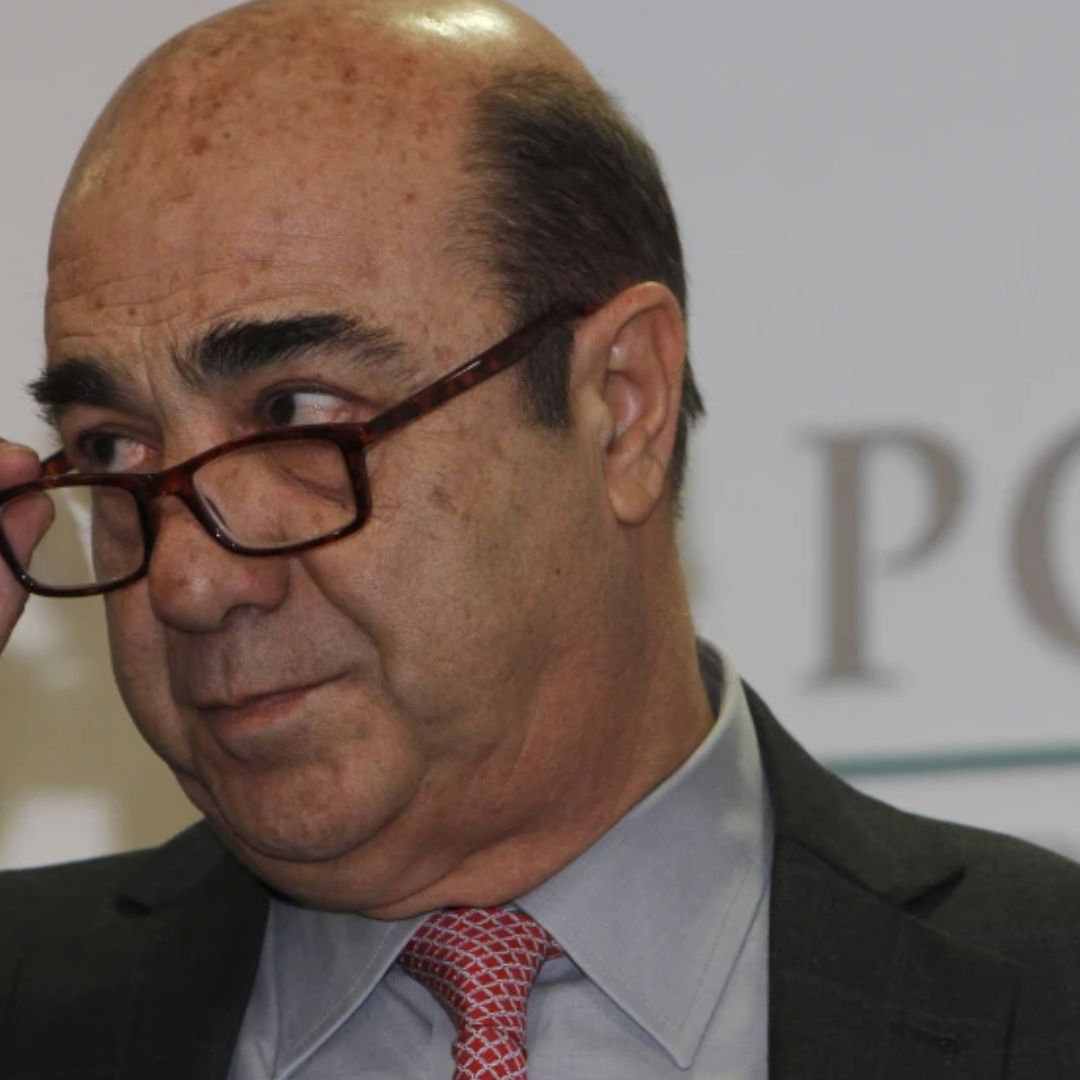 El exfiscal general de México, Jesús Murillo Karam, en una rueda de prensa