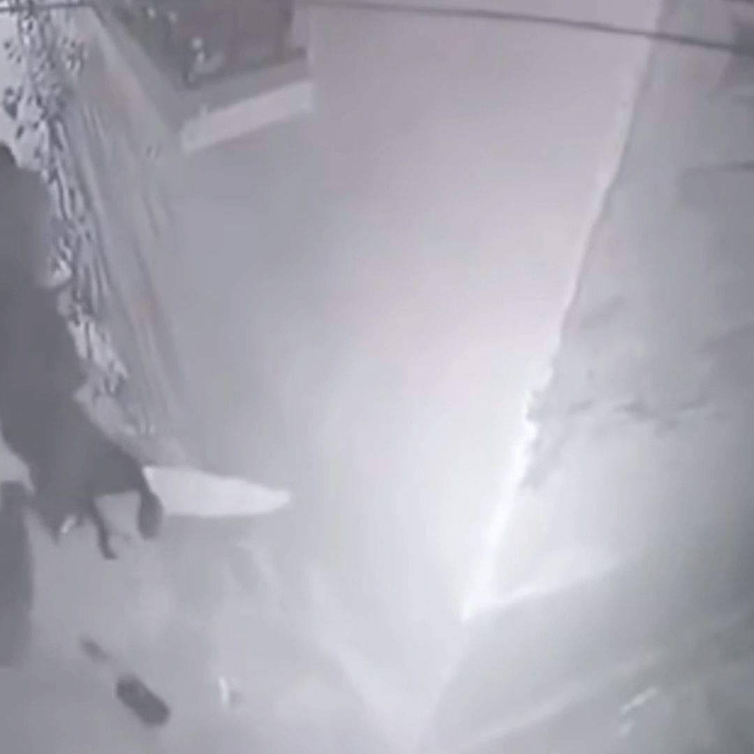 VIDEO Asaltan a Estudiantes en el Callejón El Refugio en Guanajuato Capital