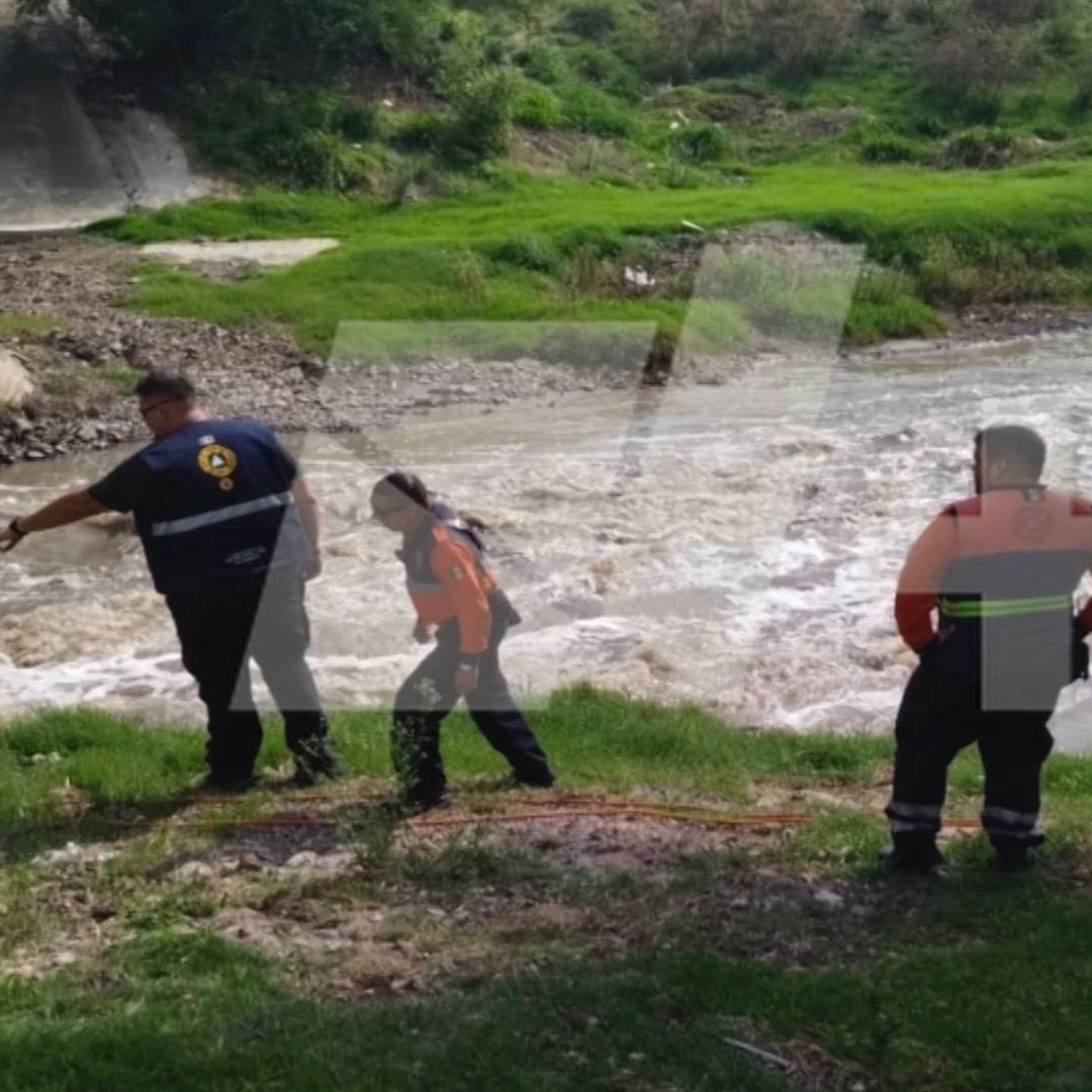 Niños Caen al Río Lerma en Salamanca, Guanajuato. Logran Rescatar a Rafael y Buscan a Dulce