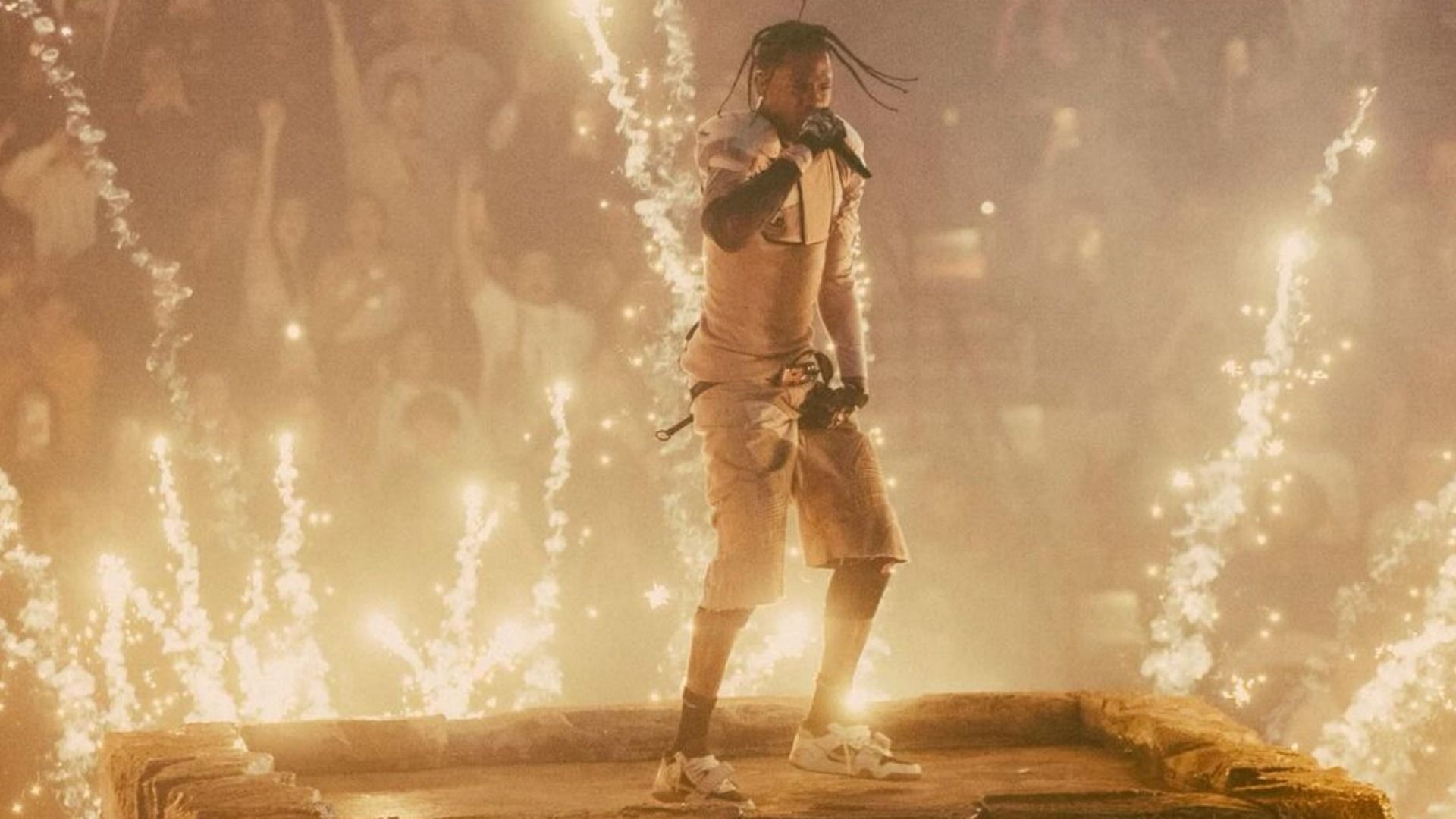 Travis Scott anuncia su regreso a México
