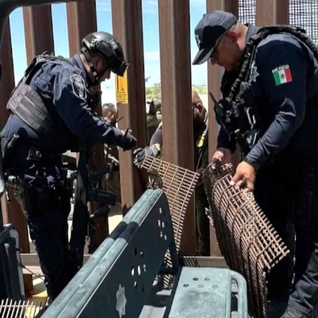 Encuentran a Hombre Cargando con Fragmentos del Muro Fronterizo en Ciudad Juárez