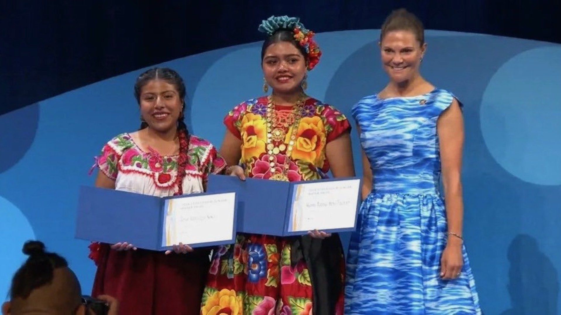 Estudiantes mexicanas ganan Premio Mundial de Agua en Suecia