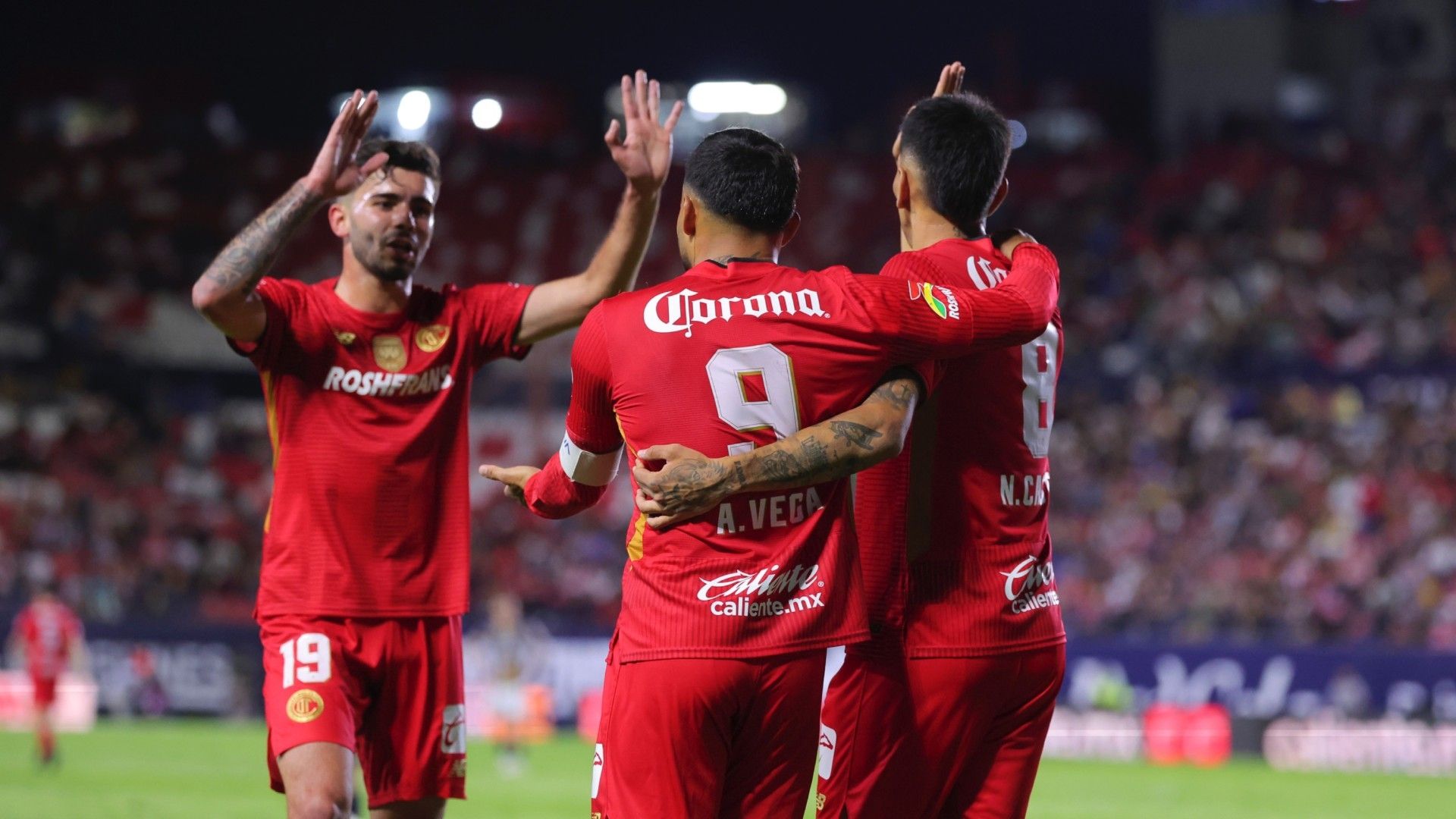Los Diablos Rojos festejaron su cuarto triunfo de la temporada, ahora ante el San Luis.