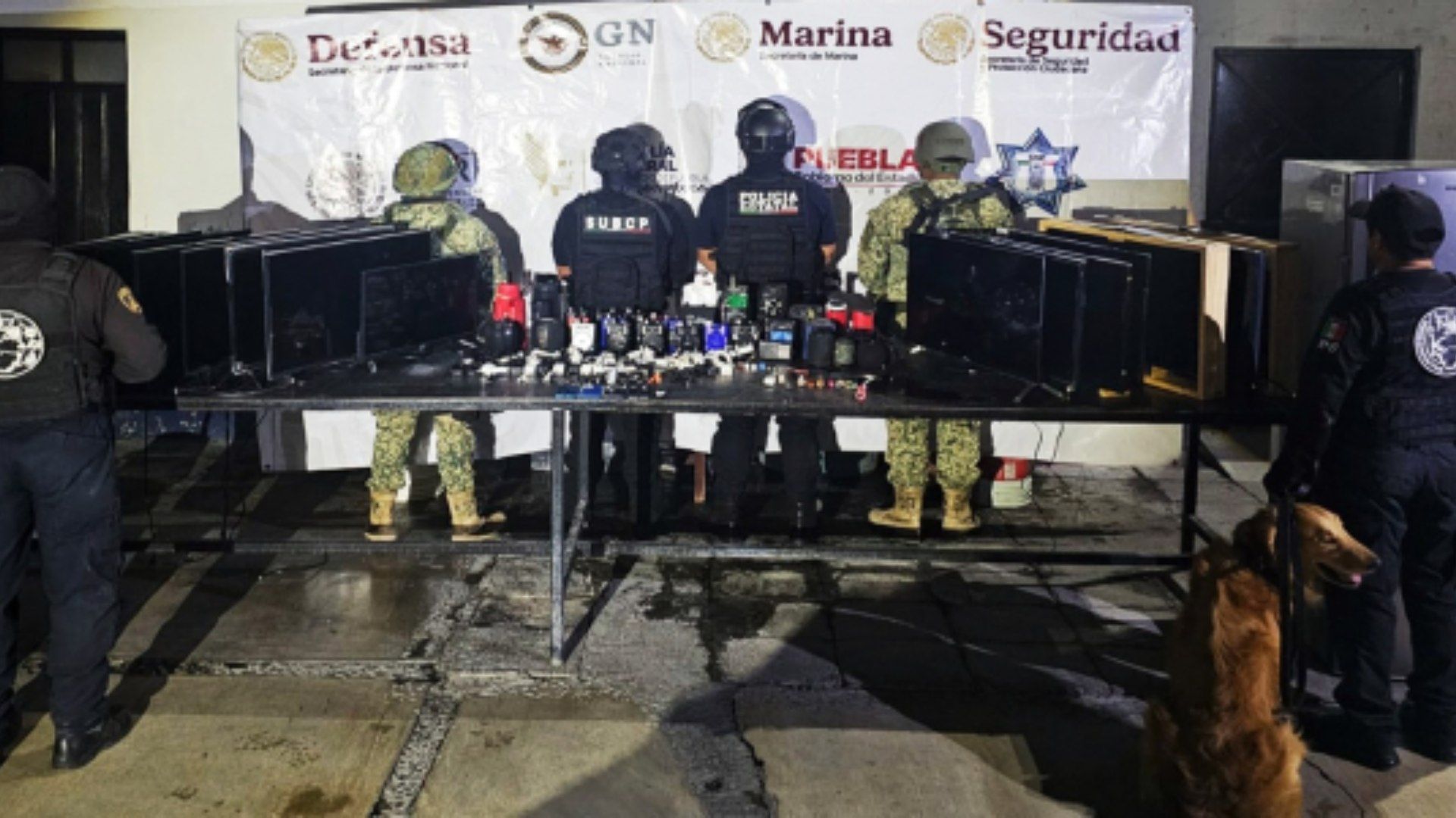 Decomiso Más de 30 Mil Pesos en Efectivo Teléfonos Pantallas Operativo Cereso Puebla