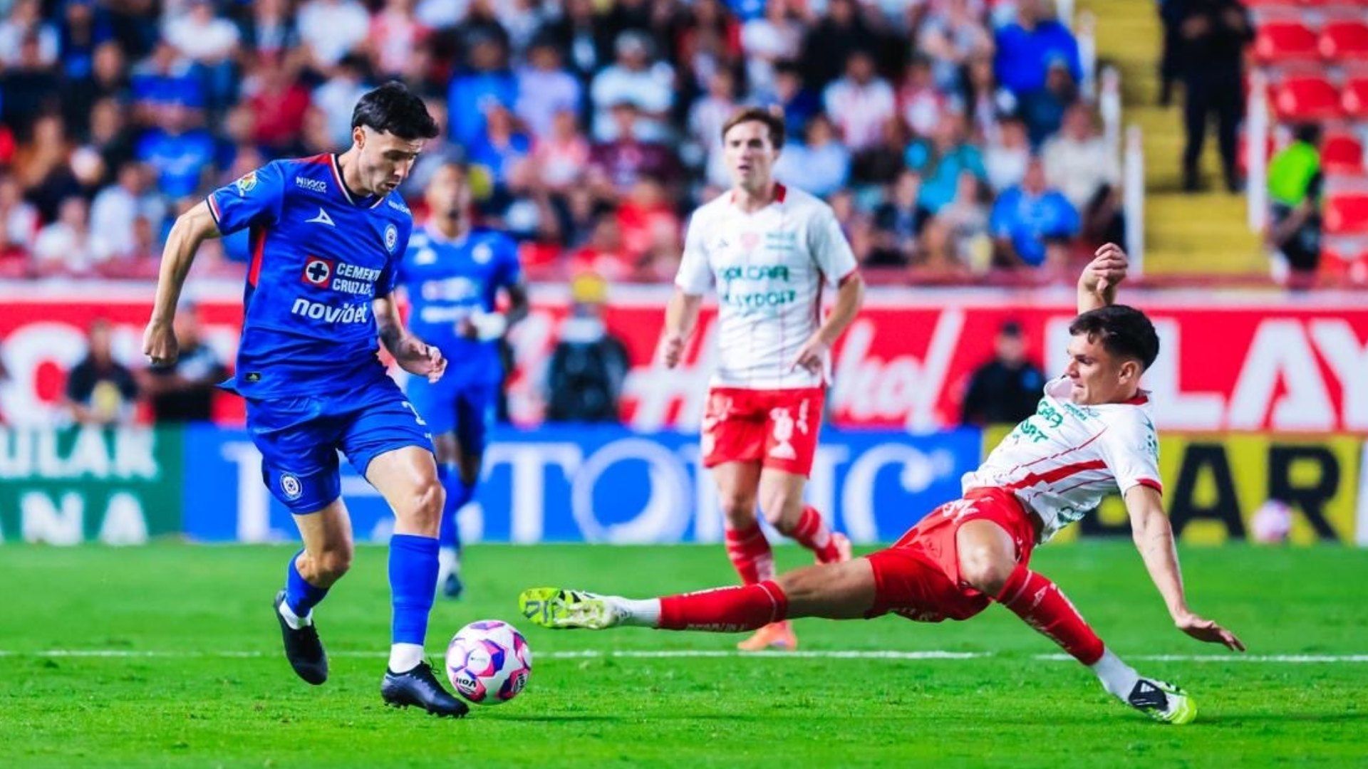 Necaxa recibió al Cruz Azul con la urgencia de ganar en el Torneo Apertura 2025 de la Liga MX