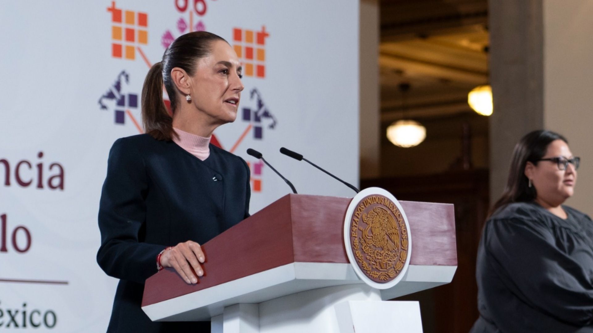 Claudia Sheinbaum habla en conferencia de prensa