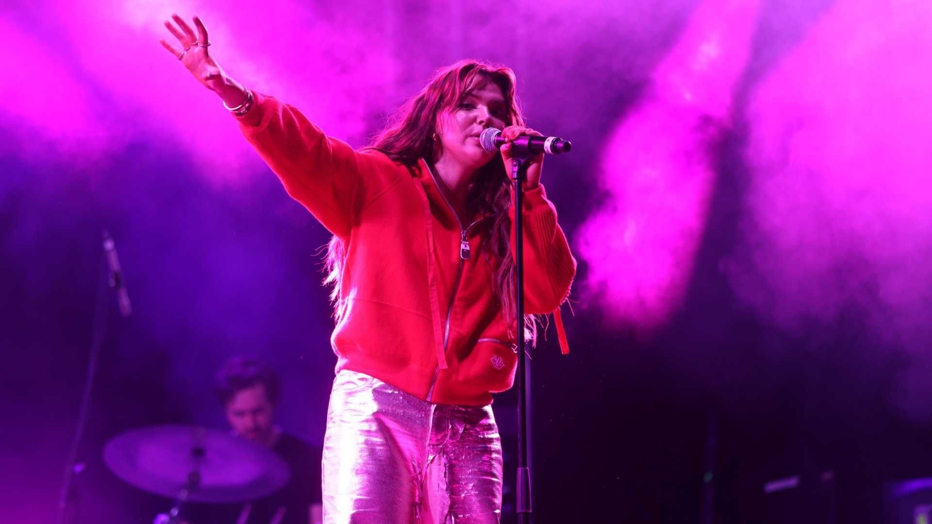 Bu Cuarón Abrió Último Concierto Dua Lipa México 2025 Reacciones Críticas