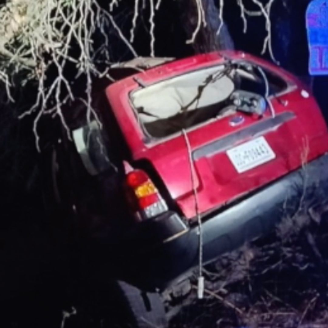 Dos Elementos de la Defensa y Un Policía Estatal Murieron en Yuriria, Guanajuato en un Accidente. Foto: N+