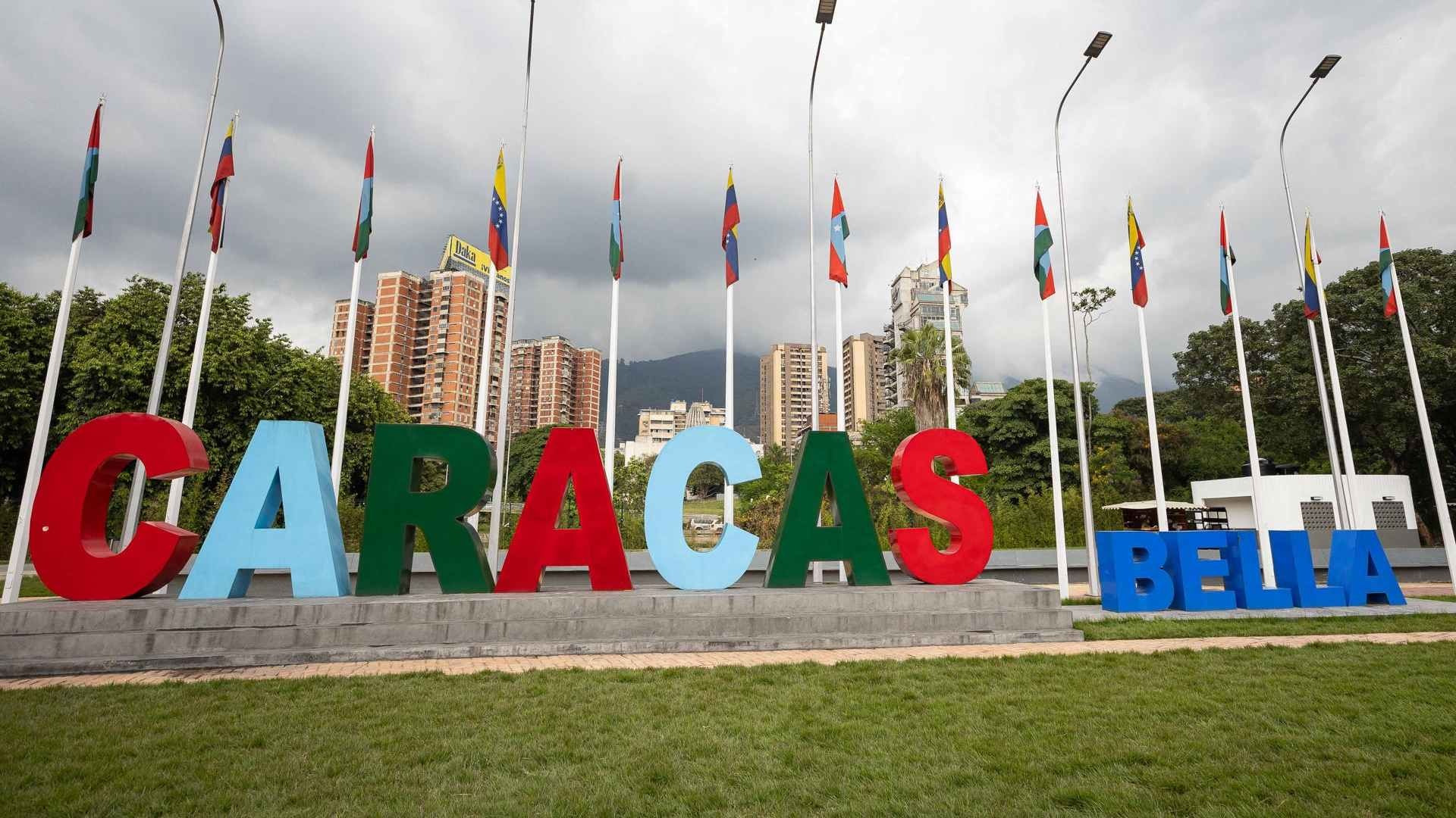 Letrero de la ciudad de Caracas, Venezuela