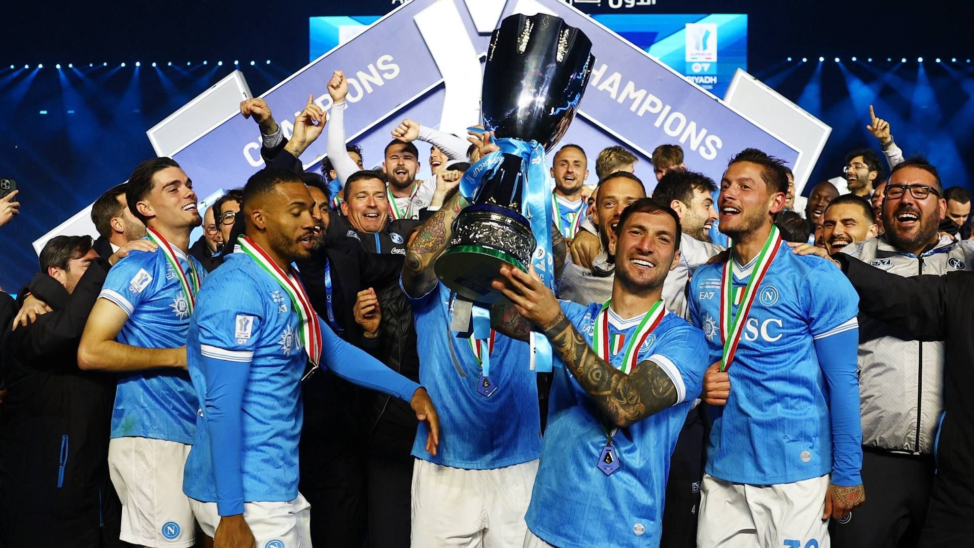 El Napoli se coronó por tercera vez en su historia como campeón de la Supercopa de Italia.