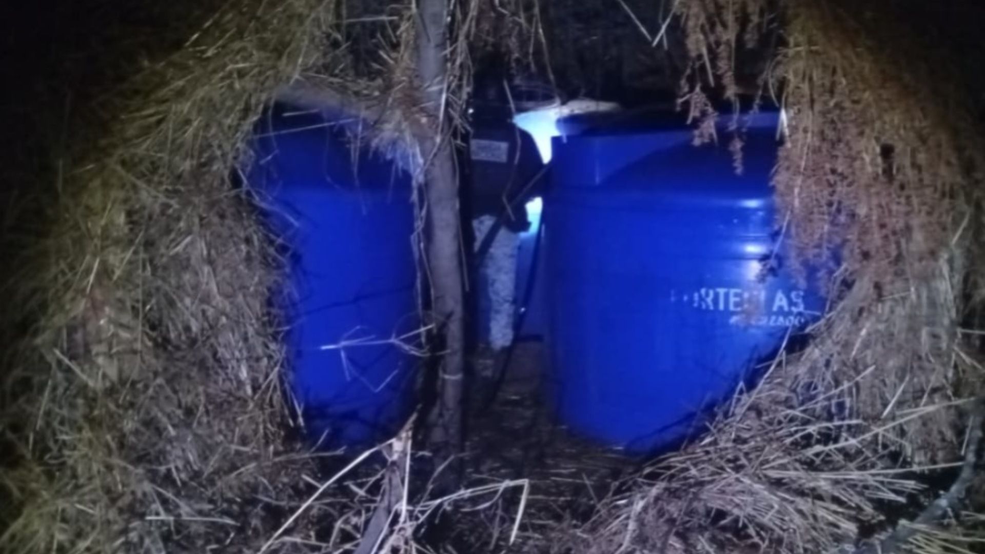 Desmantelan Centro de Distribución de Huachicol en Pénjamo; Aseguran 6 Mil Litros de Combustible.