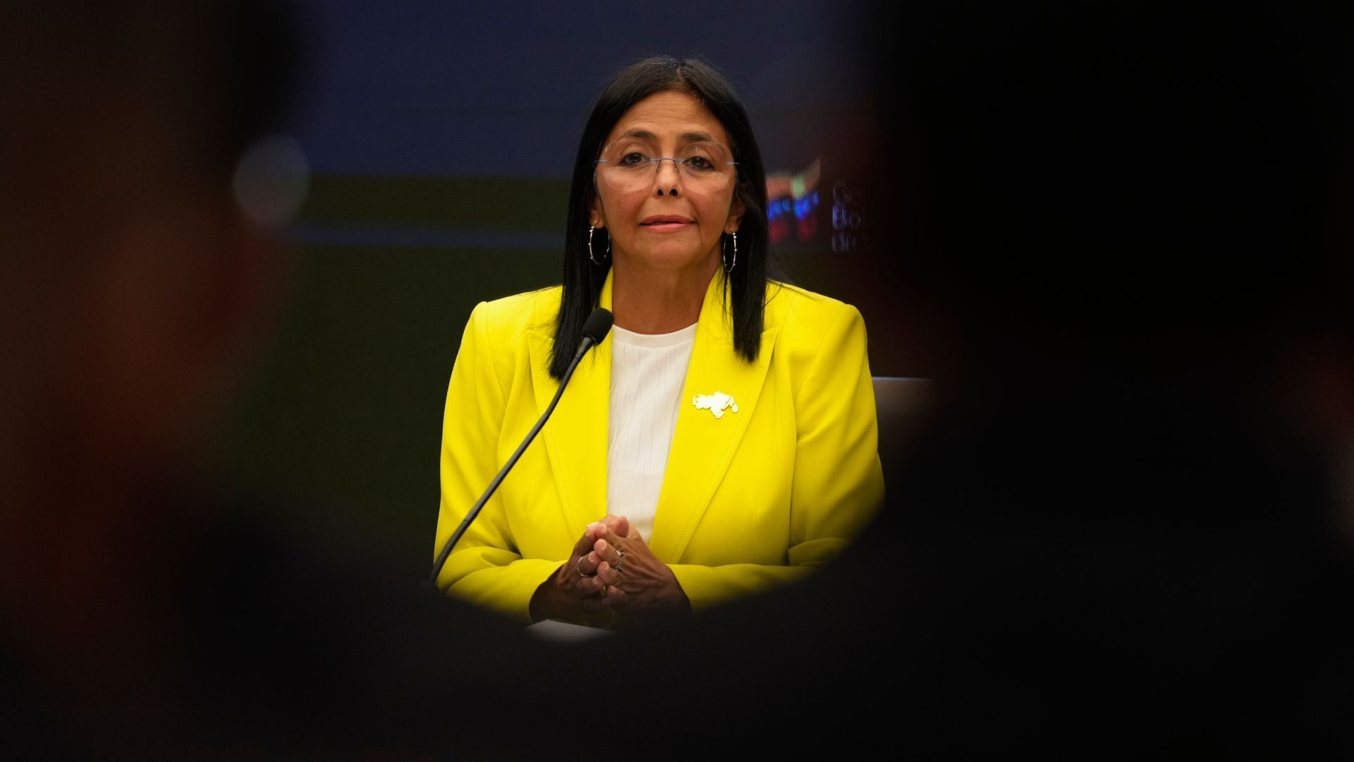Trump confirmó que hay canales de comunicación abiertos con la nueva presidenta venezolana.