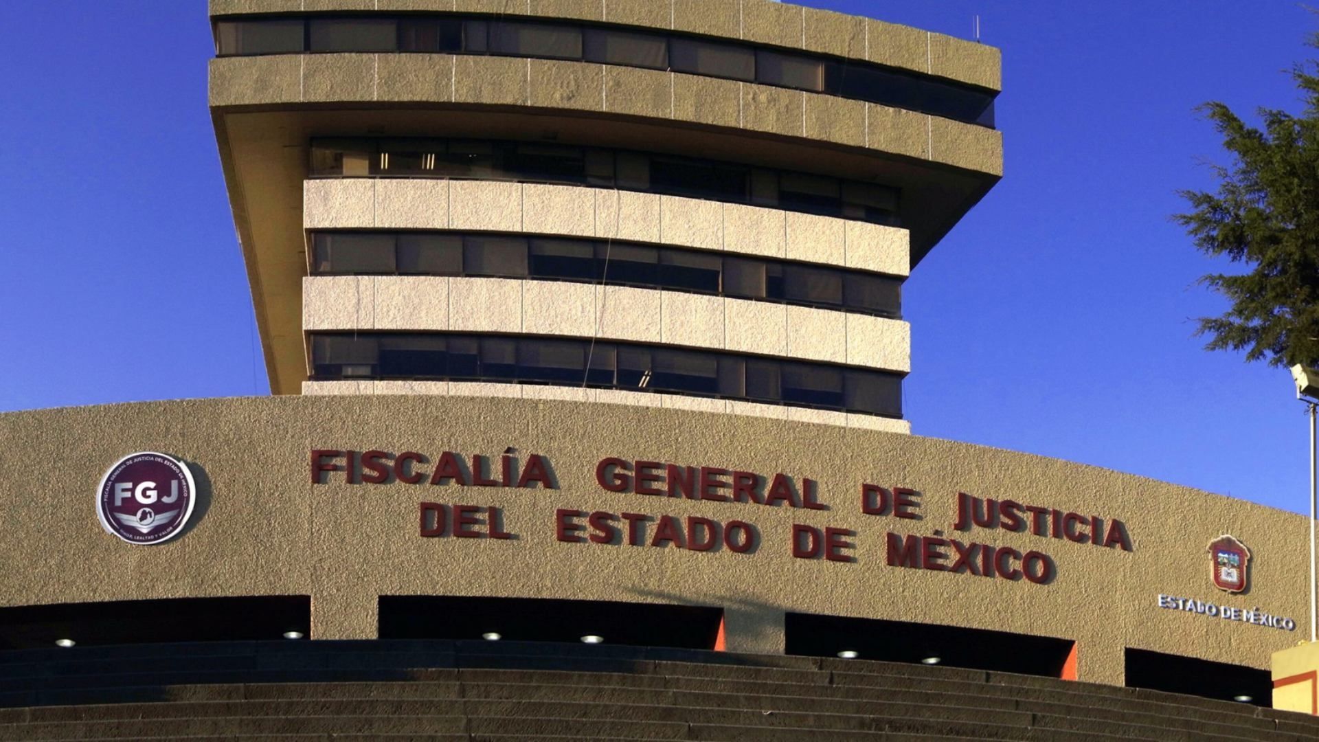 Remueven del Cargo y Retienen a 10 Agentes Ministeriales Indagados por Extorsiones en Tecámac.