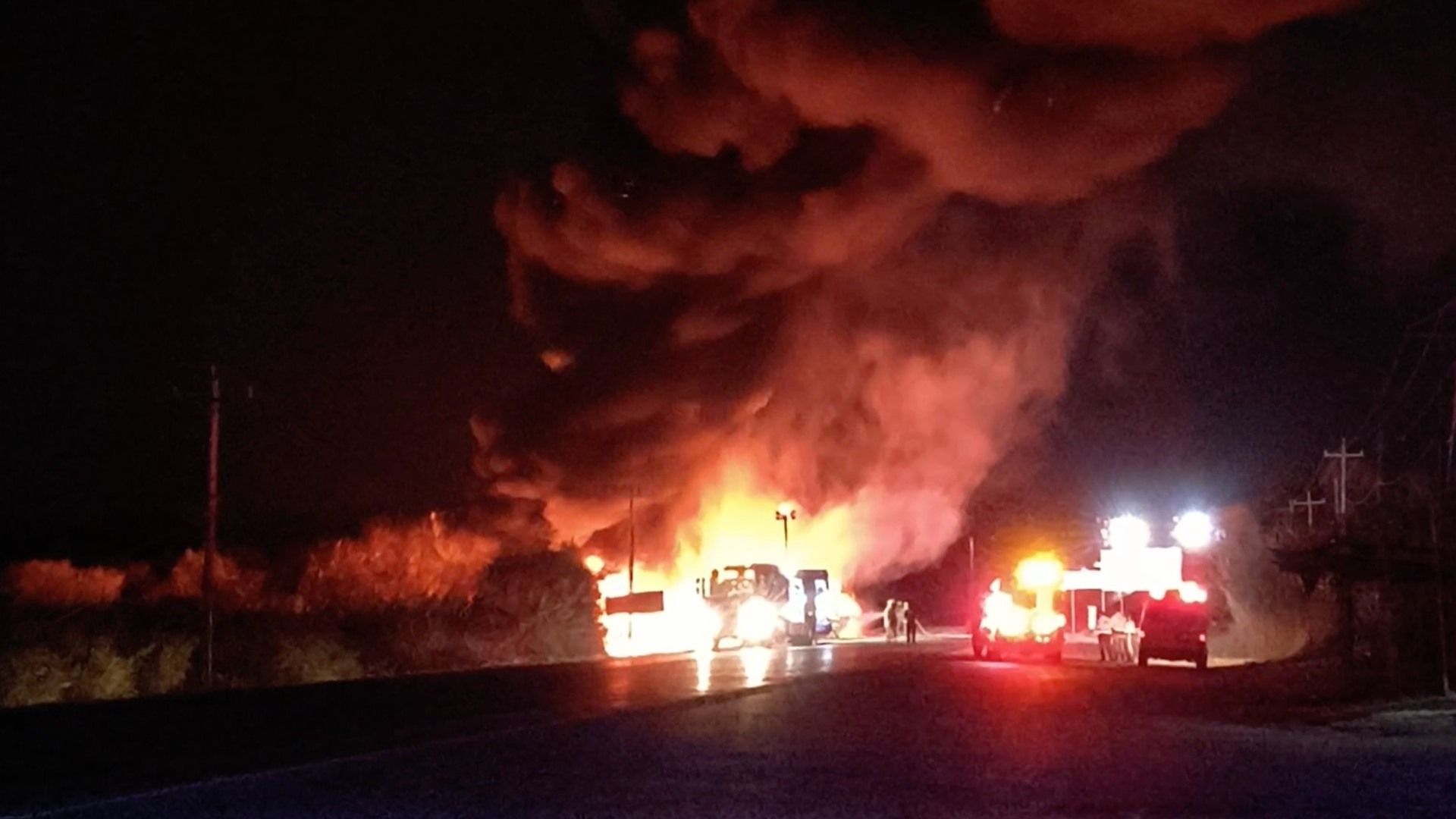 Incendio de pipa con combustible