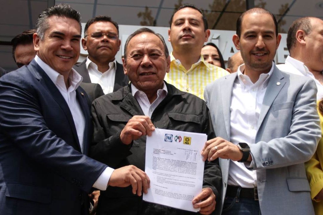 Entregan en INE Solicitud de Registro del Frente Amplio por México