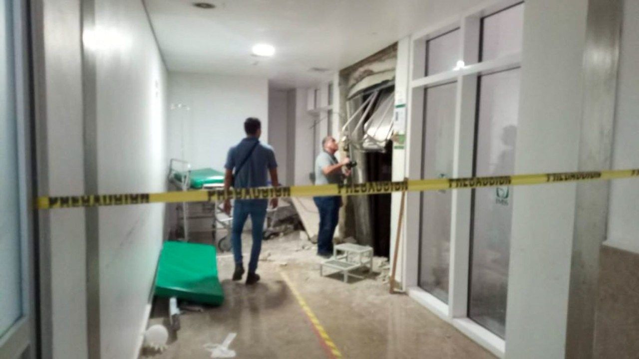 Mikel Arriola fue Advertido sobre Irregularidades en Elevadores del IMSS