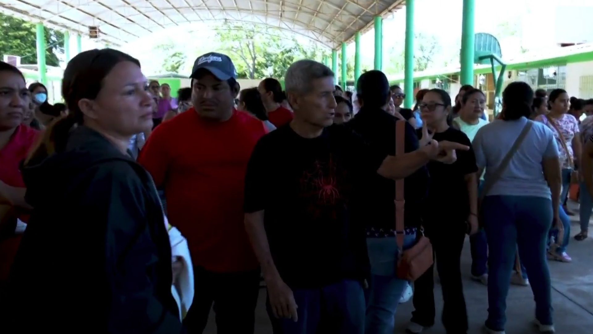Exigen Padres de Familia Reubicar Planteles Educativos Cercanos a Refinería de Dos Bocas