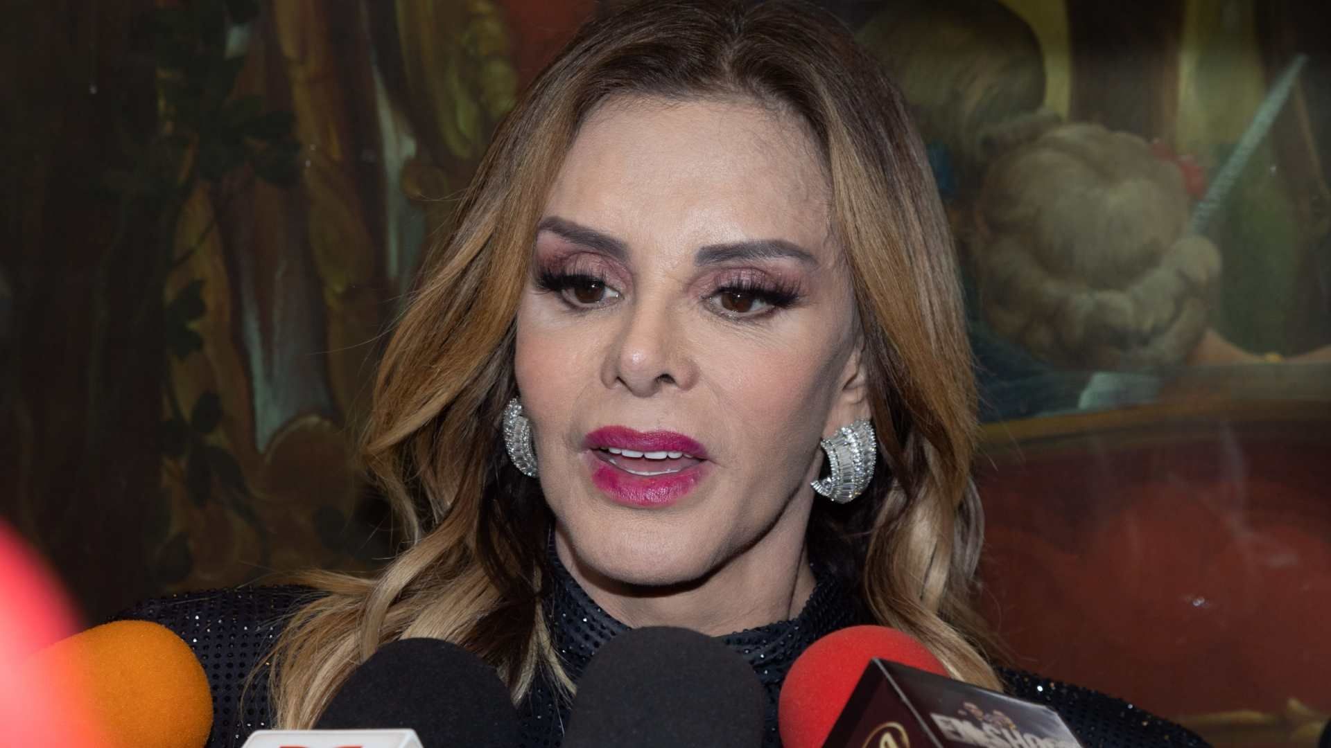 Lucía Méndez Da el Último Adiós a Pedro Torres con un Conmovedor Mensaje: Estas Palabras Dedicó a Ex Esposo