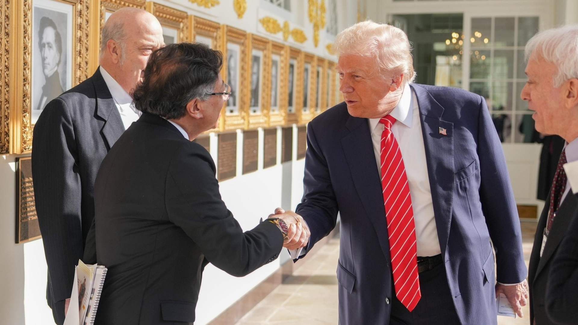 Donald Trump y Gustavo Petro se reúnen por primera vez en la Casa Blanca.