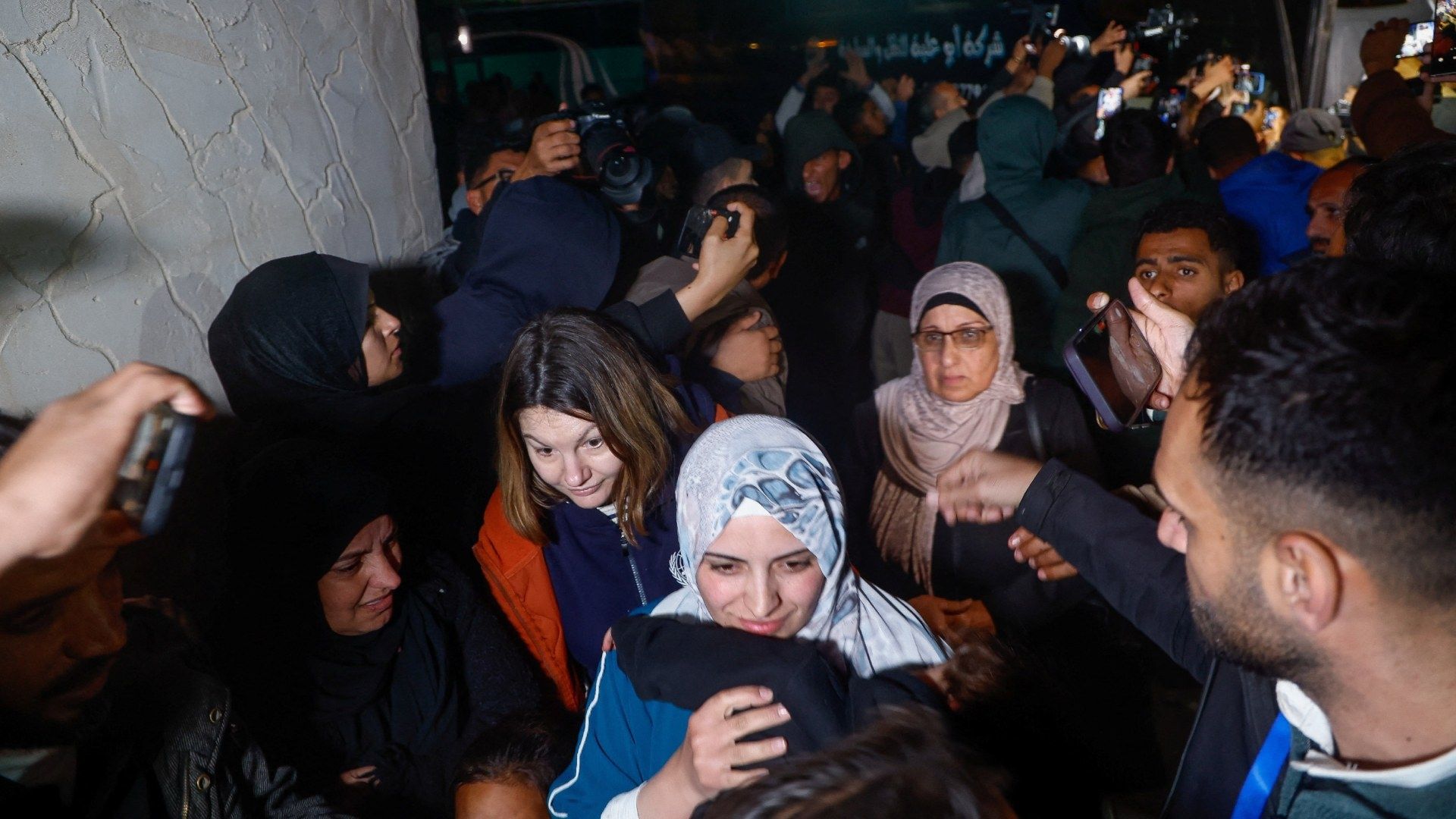 Israel Solo Permitió el Ingreso de 12 Palestinos a Gaza por el Cruce de Rafah.