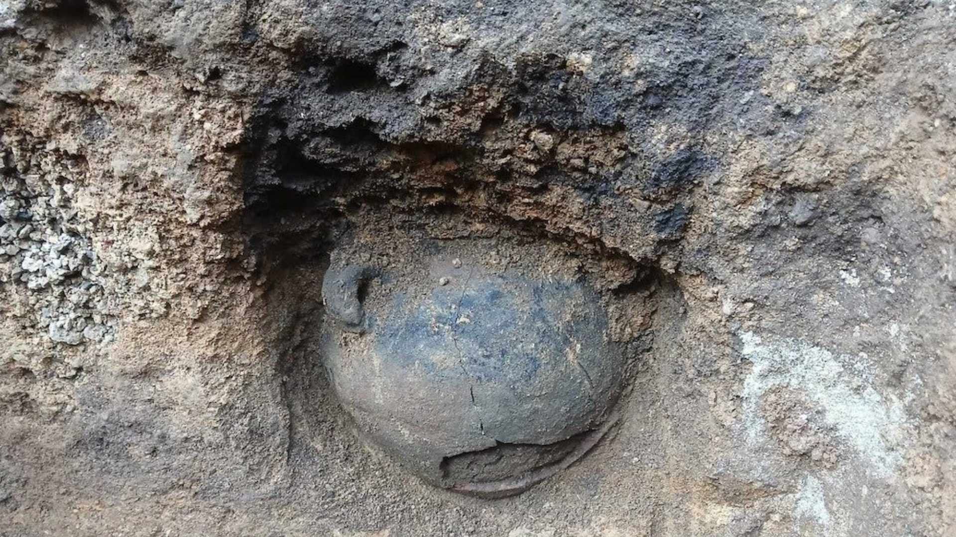 Vestigios Arqueológicos de Ciudad Prehispánica Revela Enterramiento de Recién Nacidos en Xiutetelco Puebla INAH