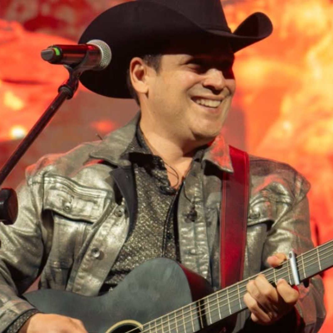 Bobby Pulido Estará Presente en La Cura Fest de Carin León de Hermosillo; ¿Hay Boletos?