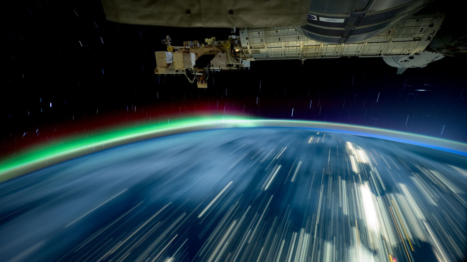 Ciencia en la EEI: 10 Impresionantes Fotos Científicas Tomadas en el Espacio este 2024