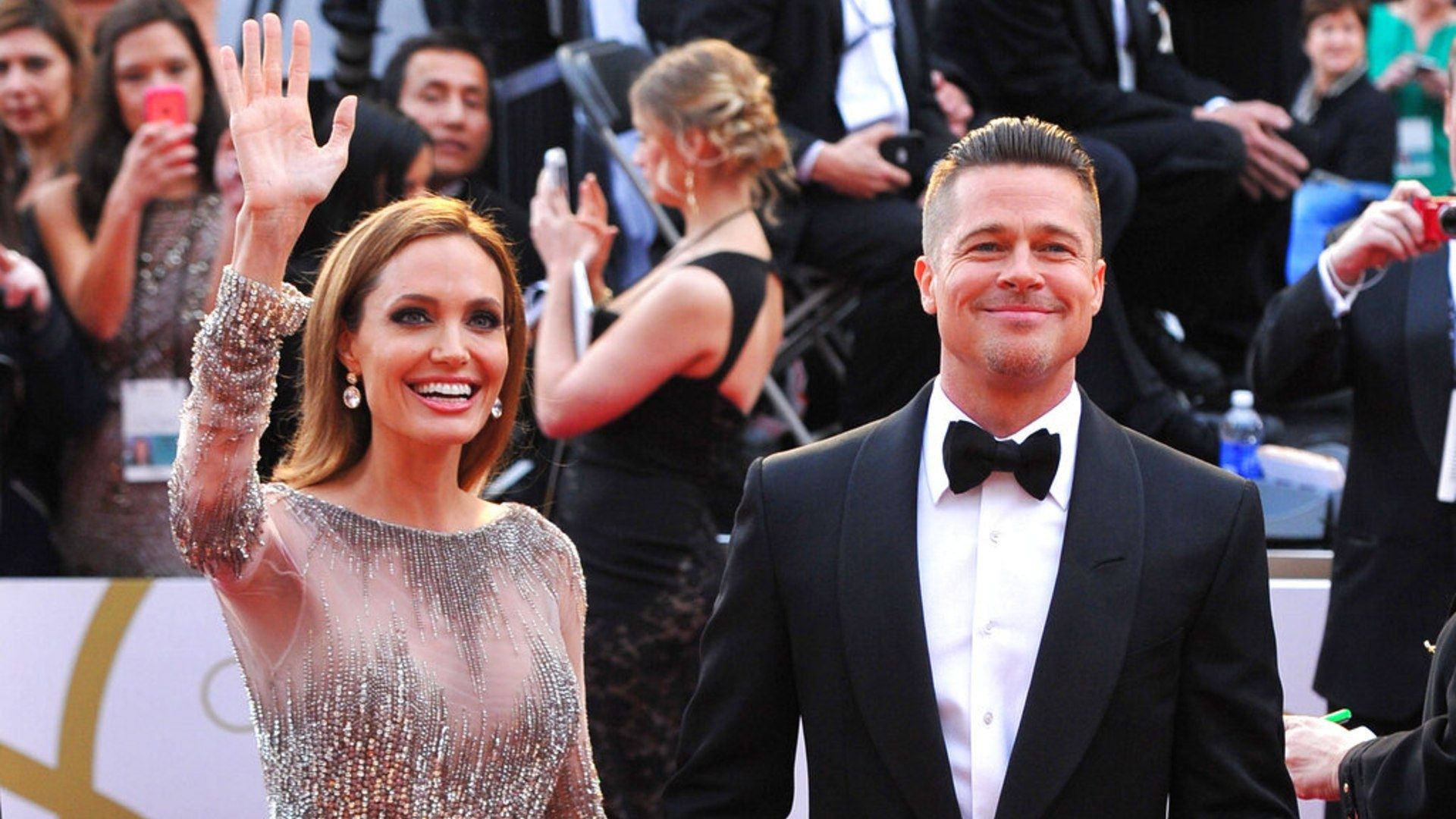 Angelina Jolie y Brad Pitt confirman divorcio con acuerdo