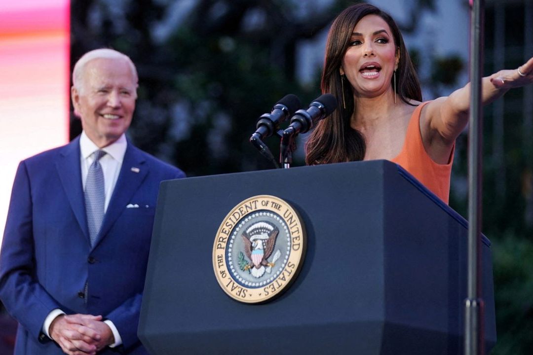 Biden dijo que era la primera proyección en la Casa Blanca de una película centrada en personajes hispanos.