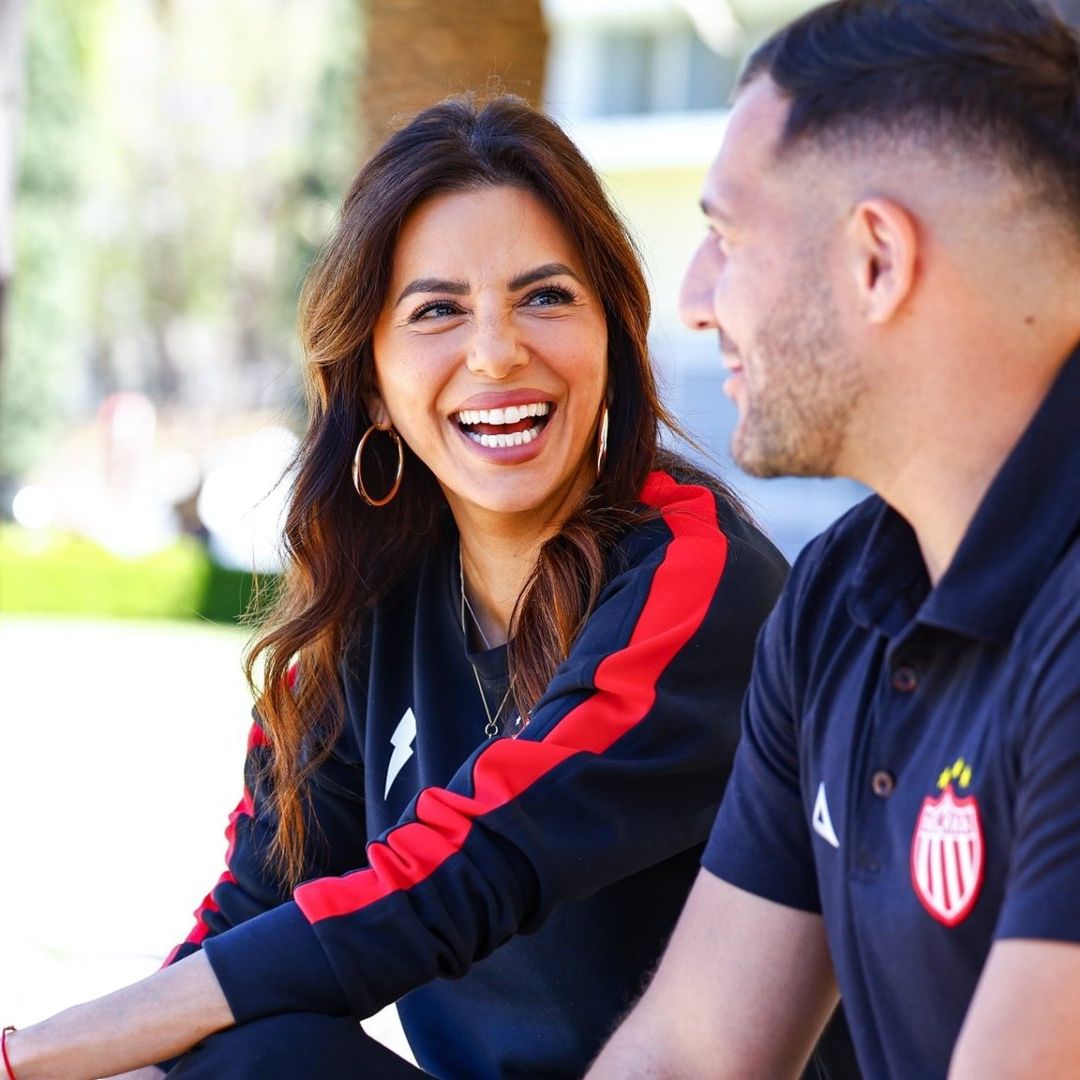 Eva Longoria visita al club Necaxa en Aguascalientes.
