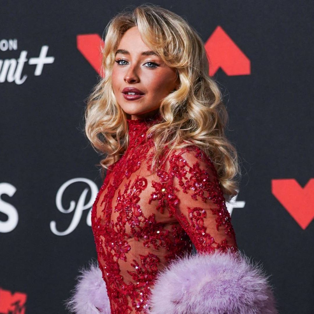 Sabrina Carpenter protagonizará un musical inspirado en Alicia en el País de las Maravillas