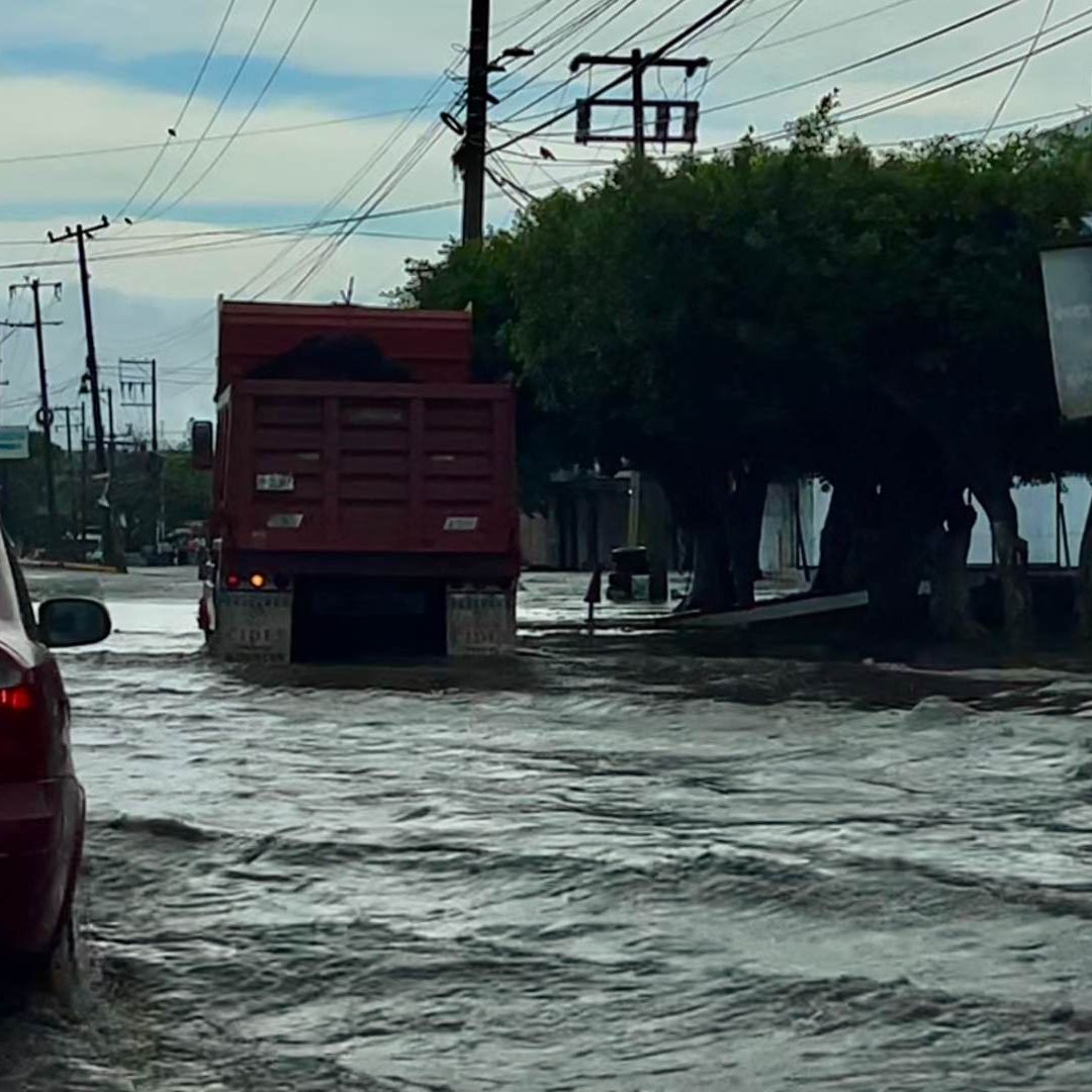 Inundaciones en Poza Rica Hoy Abril 2026 Reportan Afectaciones por Fuertes Lluvias