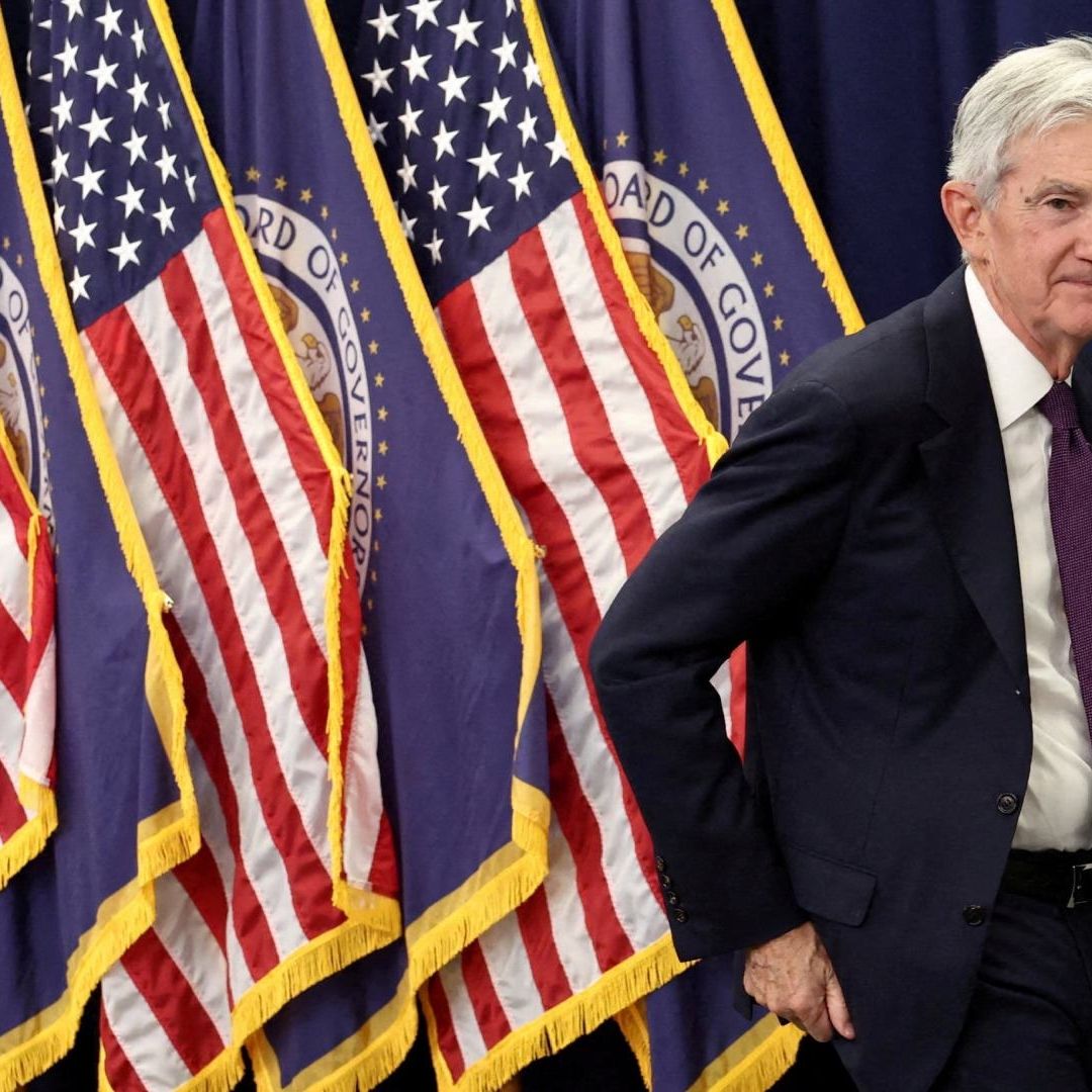Jerome Powell Deja de la Presidencia de la Fed tras 8 Años al Frente; Kevin Warsh le Sucederá