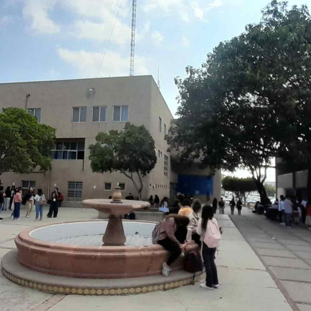 Estudiante Ingresa con Pistola de Aire a Campus de la UASLP