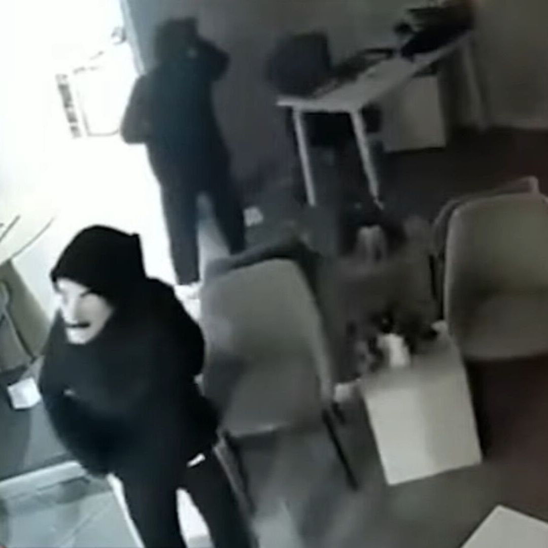 Roban en Cinco Minutos Caja Fuerte de Notaría en San Pedro, NL