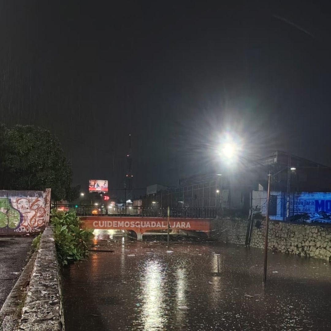 Severa inundación en Guadalajara